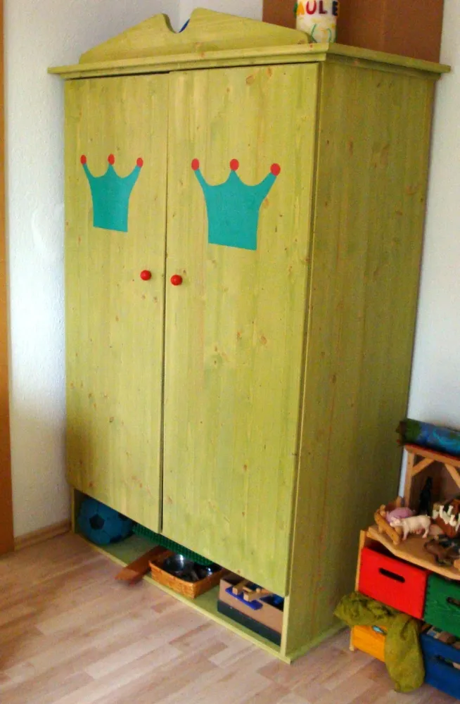 Kleiderschrank Ole